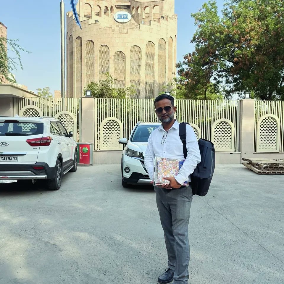 Meeting in UNESCO focused on potential collaborations for innovative educational projects. Together, let's build a brighter tomorrow.
#Shivnadarfoundation 
#shikshainitiative