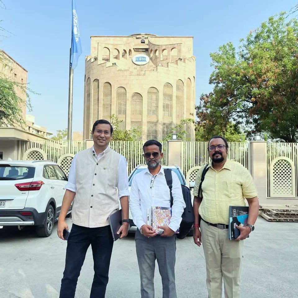 lalitendraa's tweet photo. Meeting in UNESCO focused on potential collaborations for innovative educational projects. Together, let's build a brighter tomorrow.
#Shivnadarfoundation 
#shikshainitiative https://t.co/O5C8CW9nmO