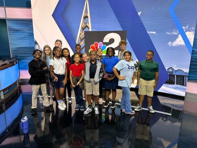ColonialElem's tweet photo. 🎥Colonial News Crew Members visited NBC-2 today! What an amazing experience for our students! Thank you @NBC2 for having us!🎥 #loveleeschools #newscrew #nbc2 https://t.co/7tkwRk4upK