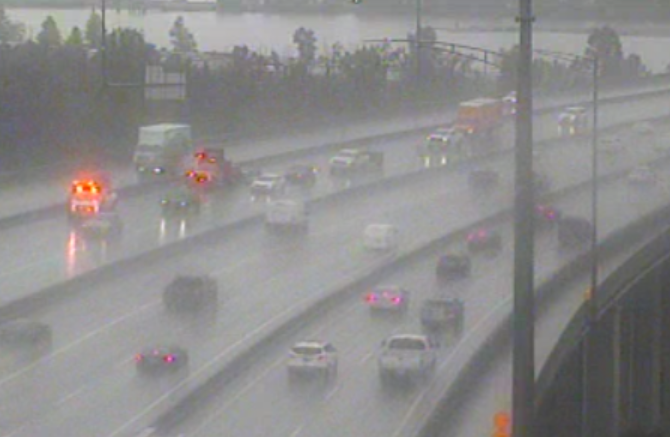 ⚠UPDATE - #BCHwy1 #PortMannBridge eastbound vehicle incident blocking the right through lane at the east end. Expect delays due to congestion. Tow on scene. drivebc.ca/mobile/pub/eve… #SurreyBC #Coquitlam