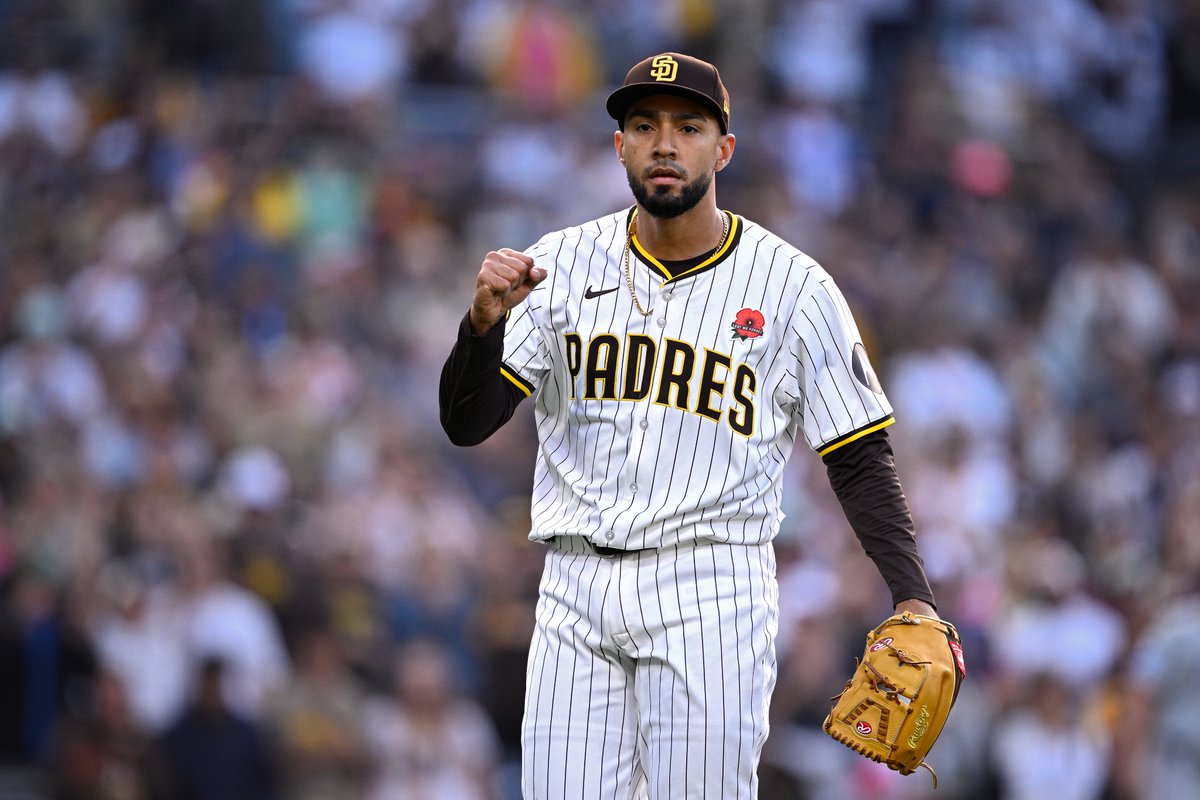SammyLev's tweet image. Robert Suarez has been dominant for the Padres so far this season.

- 16-for-16 in save chances

- 4 appearances of recording more than 3 outs (3 saves, 1 win) 

- 0.73 ERA in 24.2 IP
