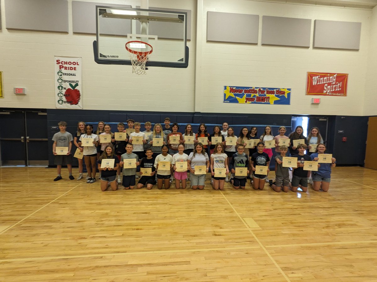 NapoleonJHS's tweet photo. Congratulations to the junior high scholar athletes and Archie Griffin Award winners. #AllInNapoleon https://t.co/bColSqEaBg