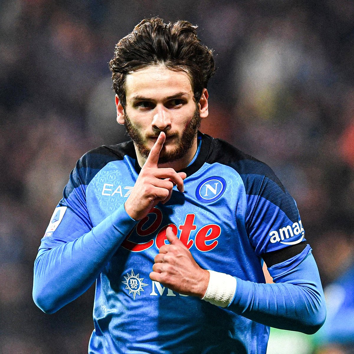 🔥PSG, Khvicha Kvaratskhelia için Napoli'ye 100 milyon euroluk teklifte bulundu. #spor #haber #gündem