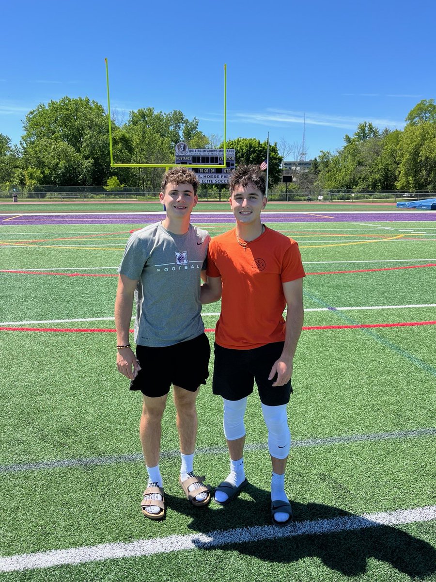joey_scardina2's tweet photo. Got the chance to kick at my dad’s Alma Mater @RMHSMUSTANGS along with @GabeCherwin. Thank you for letting my use your facilities. @ArmyWP_Football @PaulScardina https://t.co/Jtz1duM0nU
