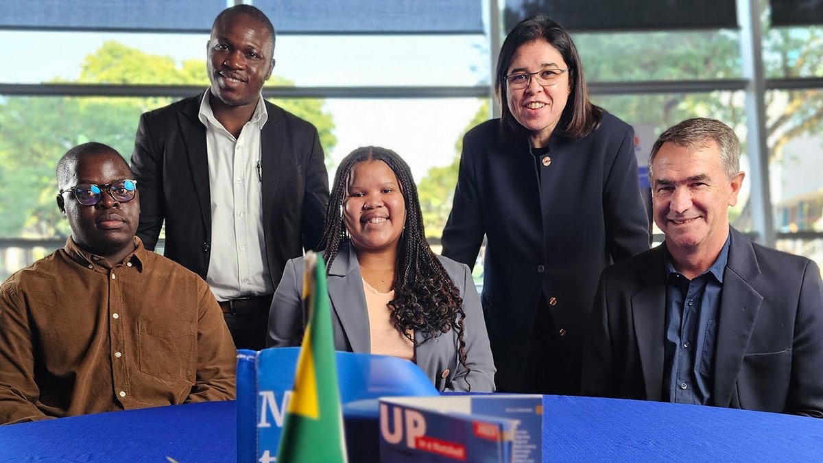 In 'Can you bribe me with a T-Shirt?', our UP panel unpacks key campaign issues for the 29 May 2024 SA elections & shares their final thoughts on the future of South Africa. Watch now! youtu.be/BYOC9JYDLh0 #SAElections2024 #SAElections24