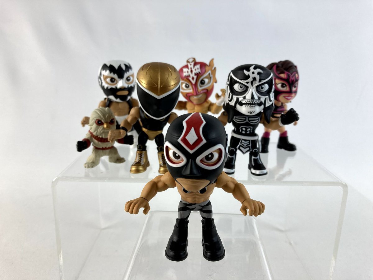 #LegendsOfLuchaLibre Official licensed @maskedrepublic's @LegendsOfLucha Luchacitos by @BossFightStudio. 🇺🇸 Shop Now! ➡️ bossfightshop.com/collections/le… 🛒 #LuchaCentral #LuchaLibre #ProWrestling #プロレス 🤼‍♂️ ➡️ LuchaCentral.Com 🌐