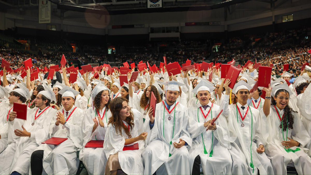 Honored to congratulate the #Classof2024 from @CoralGablesSHS at my first graduation event this school year! Your hard work and determination brought you to this moment.  As you leave your imprint in the 305 and beyond, you will always be part of our family! Go Cavaliers!