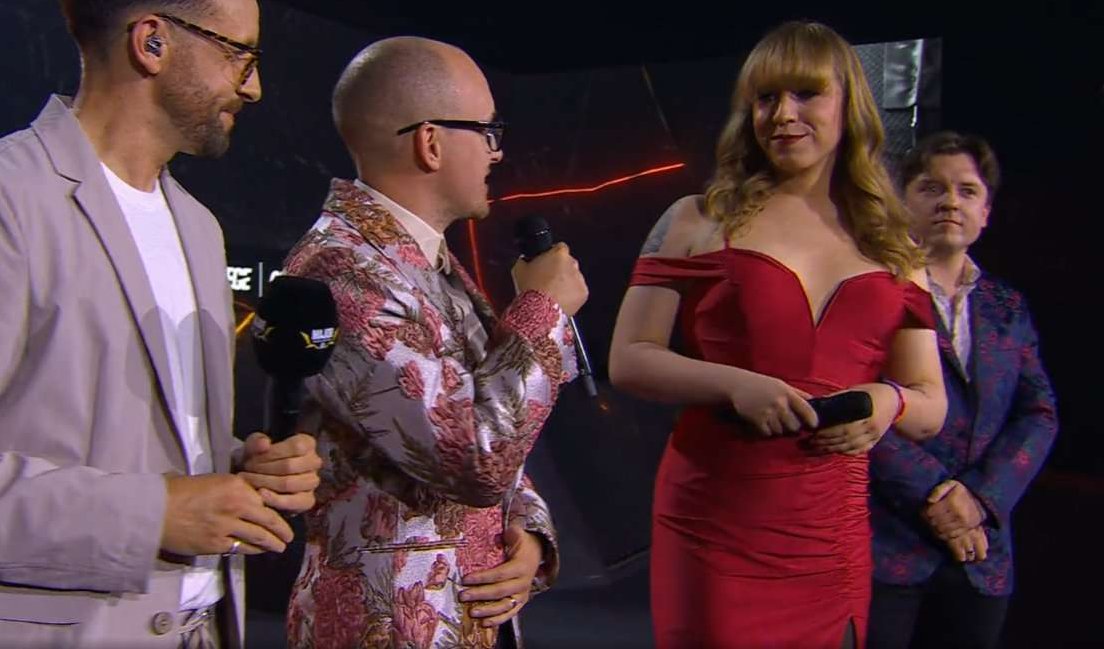 Emi | Fluke tweet media