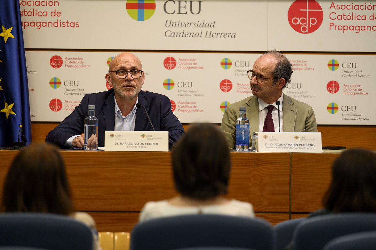 'Educar con el relato': las conclusiones de 7 expertos de @uchceu y @UCV_svm, en la obra editada por @rafafayos, publicada por @EUNSAediciones El rector Higinio Marín preside la presentación, organizada por @uchceu y @CeuAyala medios.uchceu.es/actualidad-ceu…