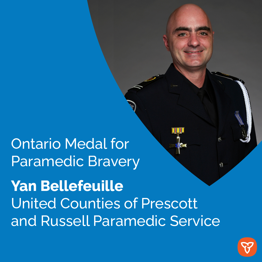 Congratulations to Yan Bellefeuille from the United Counties of Prescott and Russell Paramedic Service on your Ontario Medal for #Paramedic Bravery.

Learn more about Yan’s story: news.ontario.ca/en/backgrounde…