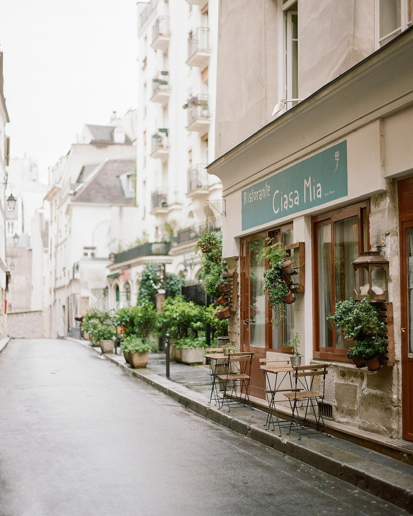 paris at dawn. on film. ⁠
⁠
empty streets, city whispers and so many stories untold. ⁠
⁠
@radostina.photography⁠
⁠
⁠
⁠
⁠
#richardphotolab #filmlab #analog #shootfilm #filmphotography  #shotonfilm #prophotolab #profilmlab #onfilm #modernbride #paris #france