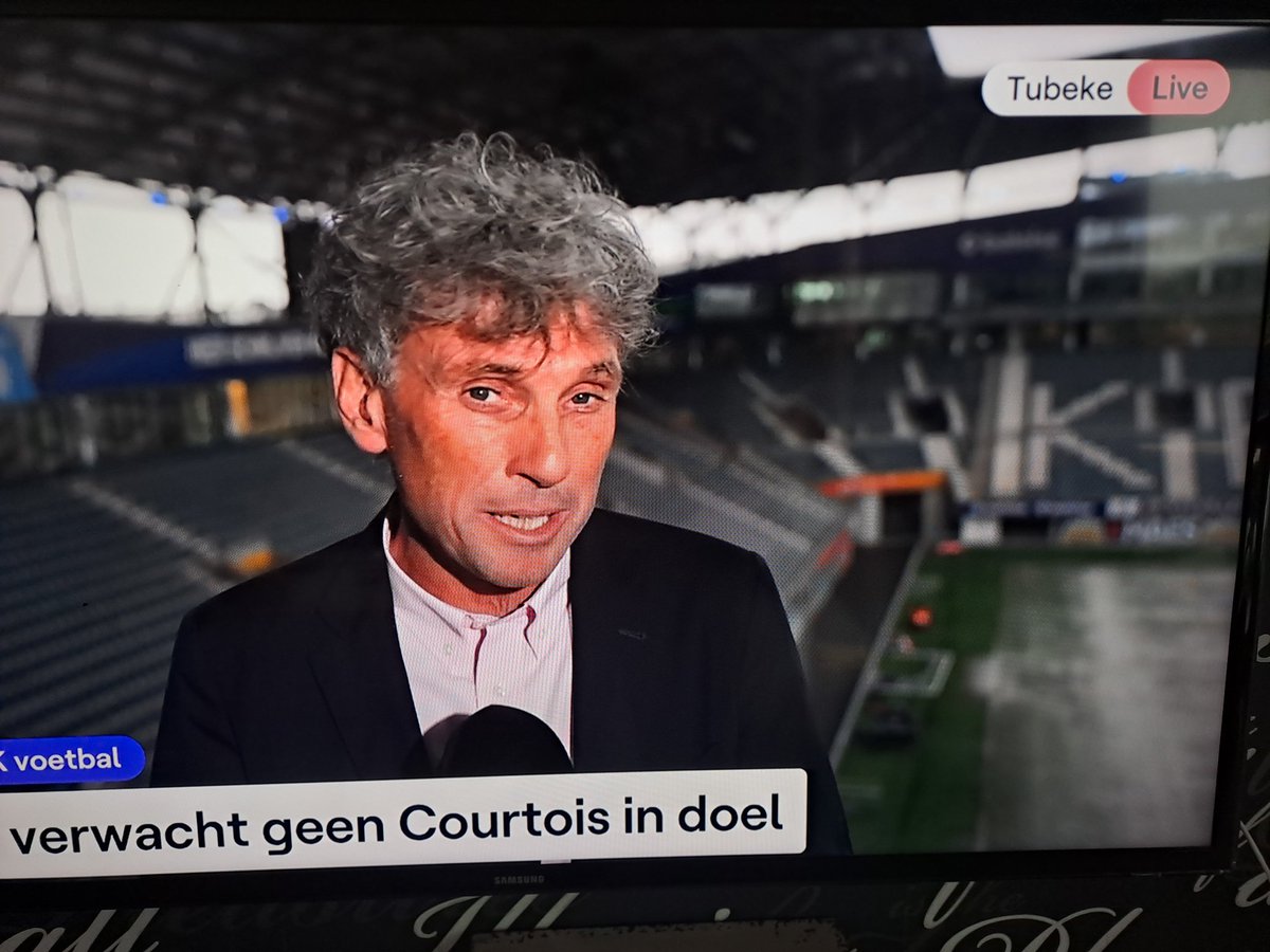 TimOmbelets's tweet photo. Volgens mij staat Peter in Gent en niet in Tubize zoals @vrtnws aangeeft.. https://t.co/yLiWtf52JK