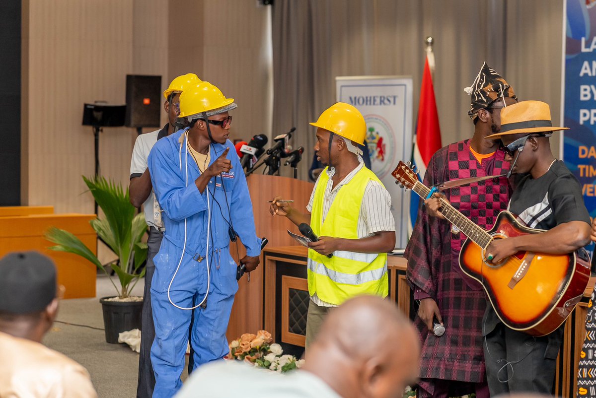At the World Bank, we believe investing in youth leads to prosperity. 

Honored to join the launch of the @WorldBankAfrica supported Skills, Innovation & Entrepreneurship SIE, Fund. This will enhance access to quality TVET and entrepreneurial skills for Gambian youth.
