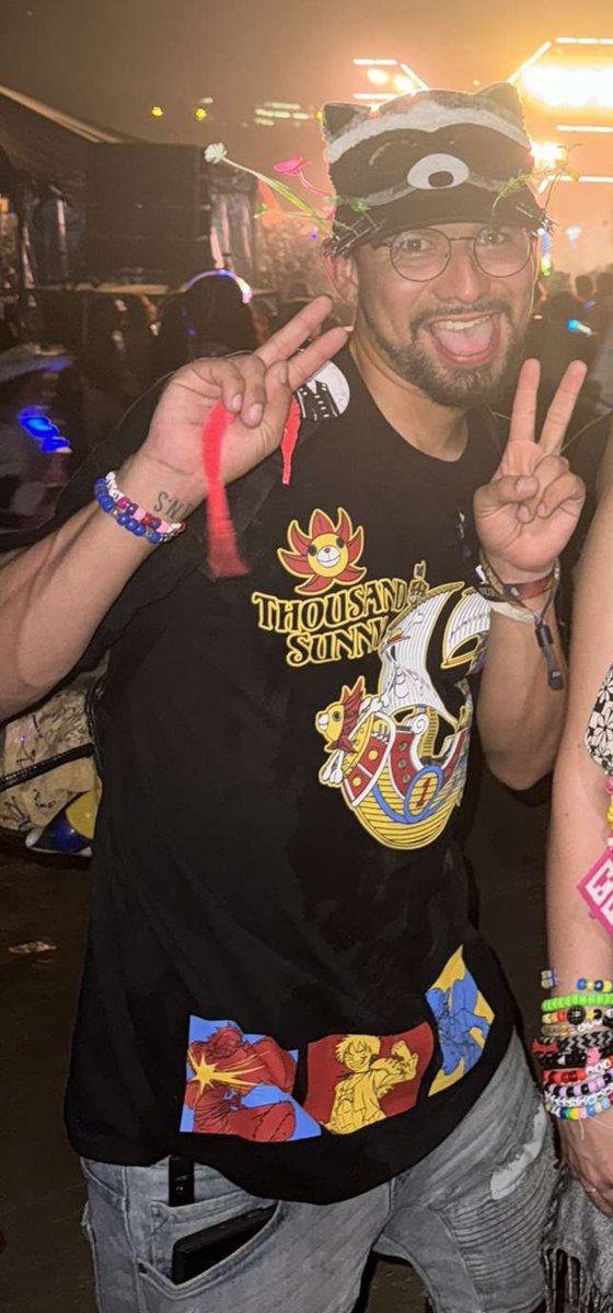 Looking for the girl who took a pic with me at <a href="/UbbidubbiFest/">Ubbi Dubbi Festival</a> <a href="/UbbiDubbiFam/">UBBi DUBBi FAM 👾</a> <a href="/TexasEDMFamily/">TEXAS EDM FAMILY</a> I think her name was Heather. Lol - Raccoon Hat Guy