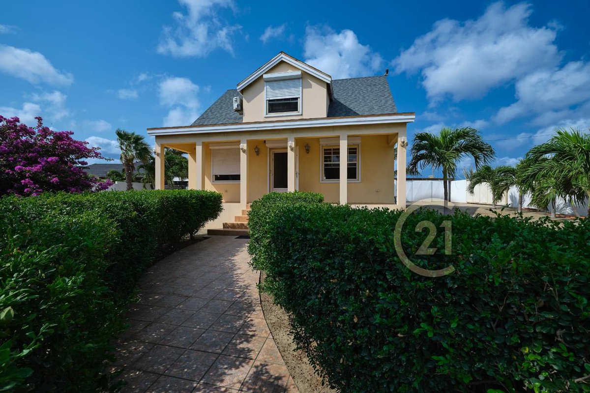 blauwboksem's tweet image. Leuk prachtig huis #tekoop op #aruba 
Omgerekend ongeveer €437000 
Vragen? Doe een pb 
#Huistekoop
#realestate
#investment
#arubarealestate
#caribbean