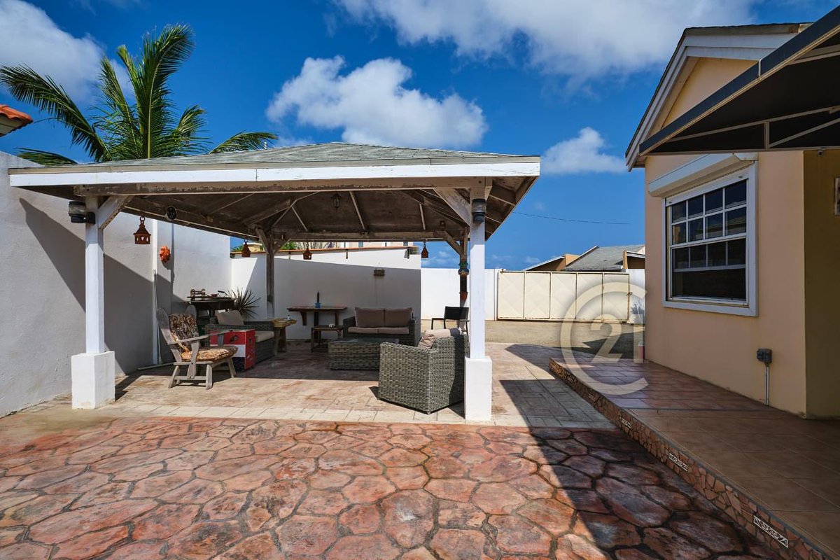 blauwboksem's tweet image. Leuk prachtig huis #tekoop op #aruba 
Omgerekend ongeveer €437000 
Vragen? Doe een pb 
#Huistekoop
#realestate
#investment
#arubarealestate
#caribbean