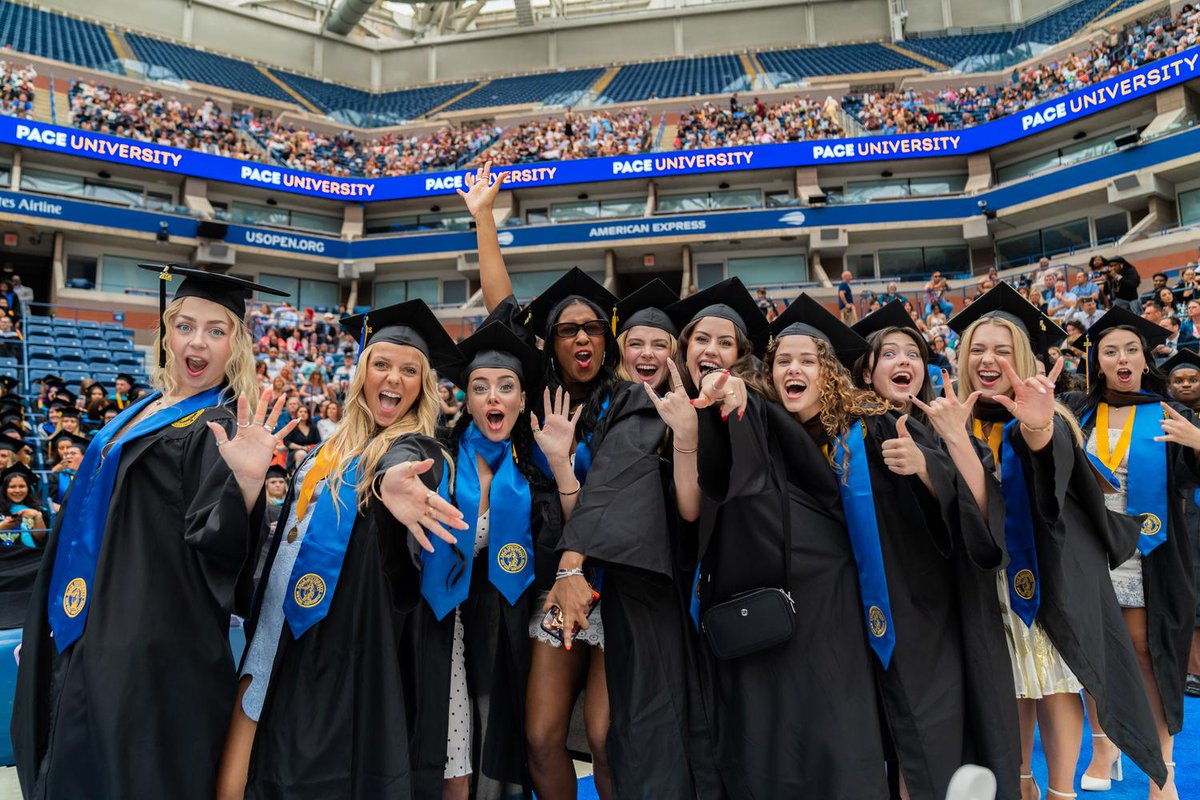 They're here! 📸 The first batch of Commencement 2024 images is here and available for download. Check 'em out: brnw.ch/21wKdhS

#PaceGrad 🎓