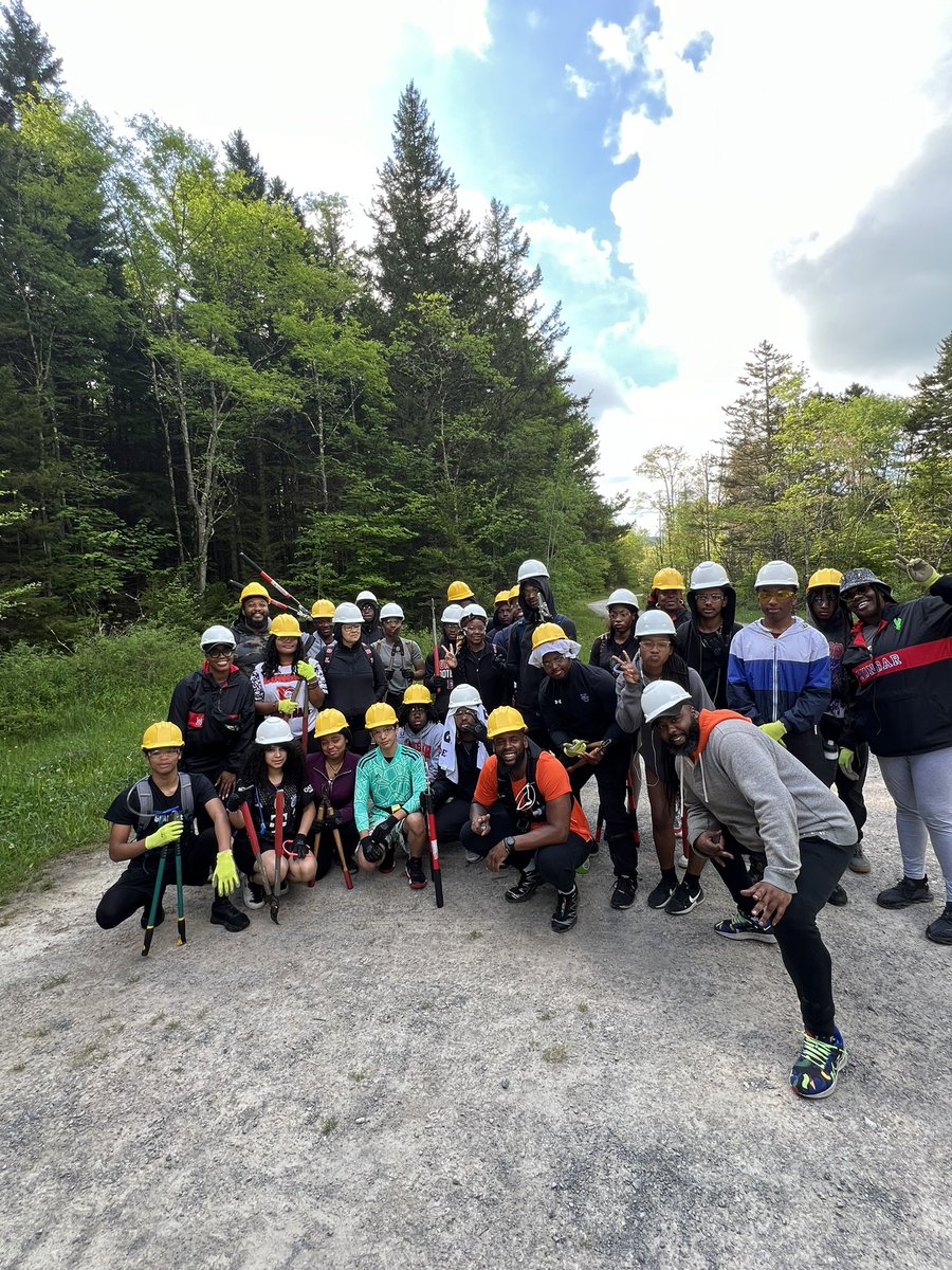 BroadwayClark's tweet photo. With experiences comes learning & with learning comes dreams
That's what our young people need. To be put in positions where they can dream.
2nd annual โStay Primeโ Camping trip with @DunbarHSDC
#stayprime #everydayatdunbar #wework4kids #fsurbanconnections #rethinkhighschool https://t.co/N0P9Hjhnz3