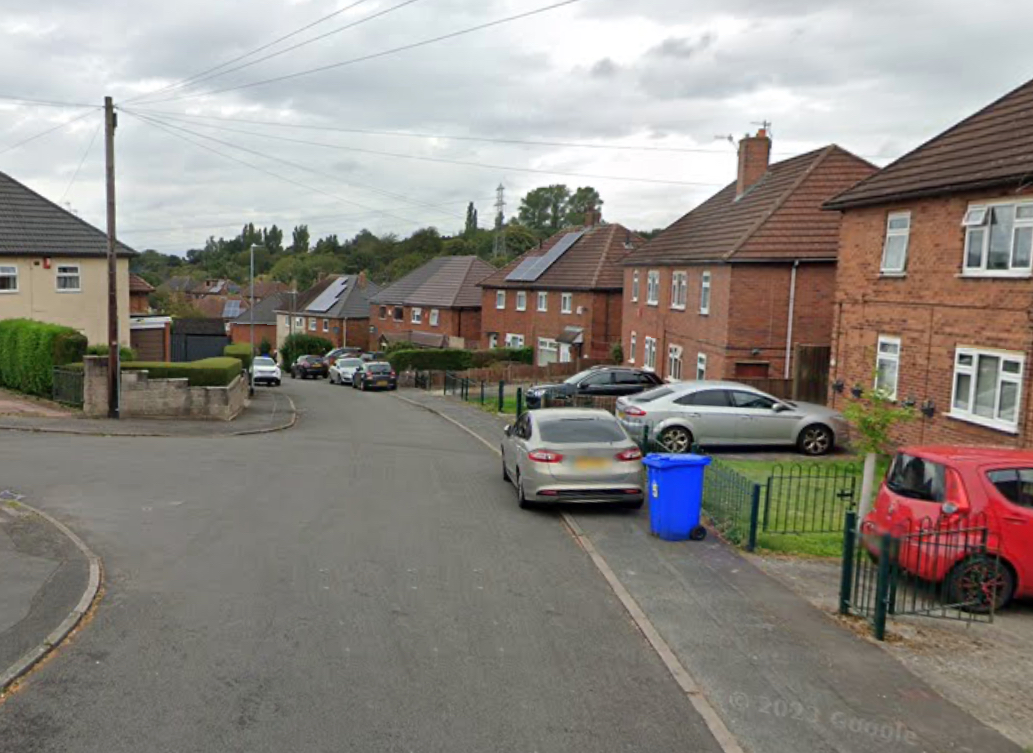 TWO ARRESTED AFTER TWO TEENAGERS STABBED IN STOKE-ON-TRENT 👇

#Bucknall #StokeonTrent #Staffordshire 

stoke.nub.news/news/local-new…