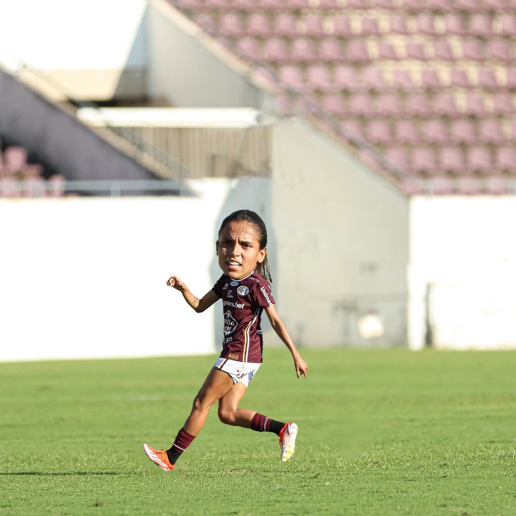 guerreirasgrena's tweet photo. #GuerreirasGrenΓ‘s #FutebolFeminino #TinyPlayers https://t.co/mshOFwXYtI