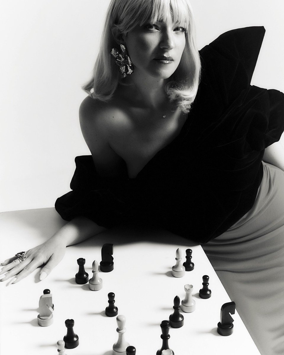 JugadiPrima's tweet photo. So excited to sing at @NorwayChess Tournament closing ceremony! 
🇳🇴♟️♥️🎵
I will also be opening @Norway_Summit Conference with my Chess songs! 
▪️▫️
Tusen takk for this 
wonderful invitation! 🙏🏽
#chess #sjakk #norway https://t.co/O4JCZj0HIk