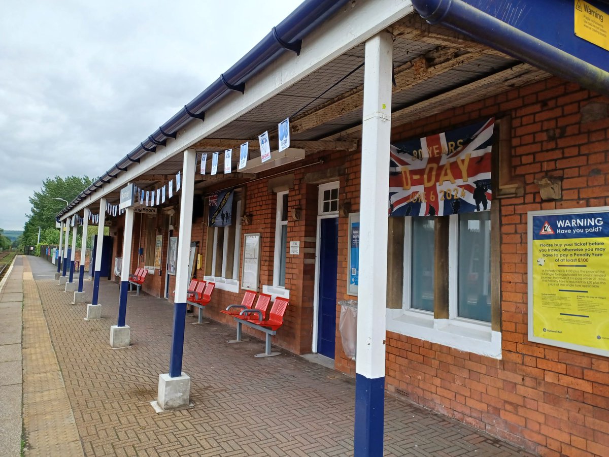 As the 80th anniversary of D-Day approaches, @RomileyFoRS have been hard at work creating an exhibition at our station and putting up flags to mark this important occasion in our national life.