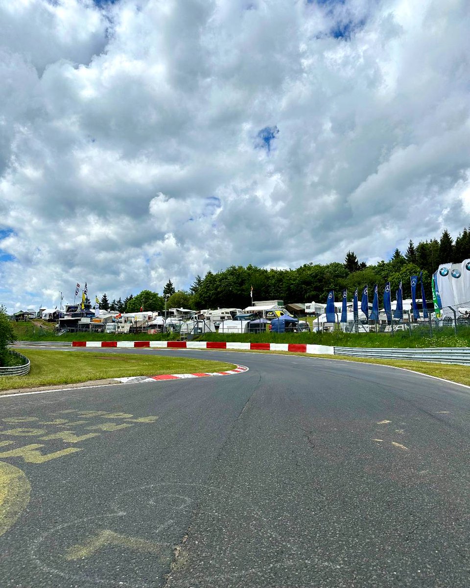 nuerburgring's tweet photo. check lap done - greetings to all of you out there! 💚👋

#HeartRace #24hNBR https://t.co/2z27ou5GEf
