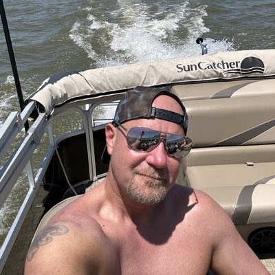 HoffpauirII's tweet photo. #NewProfilePic https://t.co/H3tybFcpP3