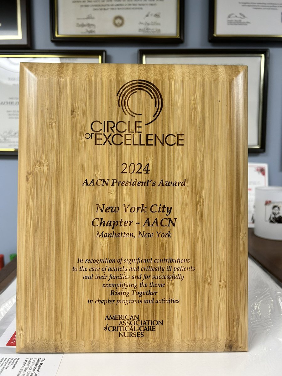 Congratulations to our Nurse Manager Elka Riley for her award from the @AACNme New York City Chapter! We are so proud of you 😍😍