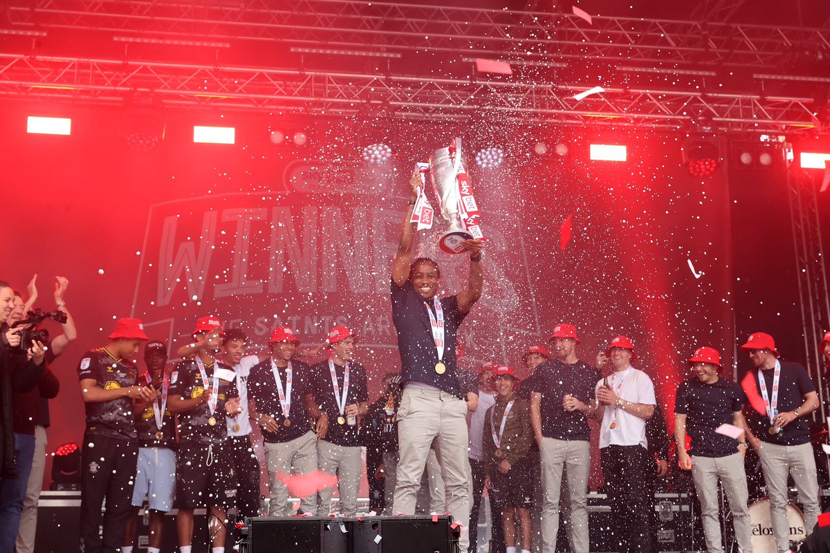 KWPeters's tweet image. Back where we belong! 🏆