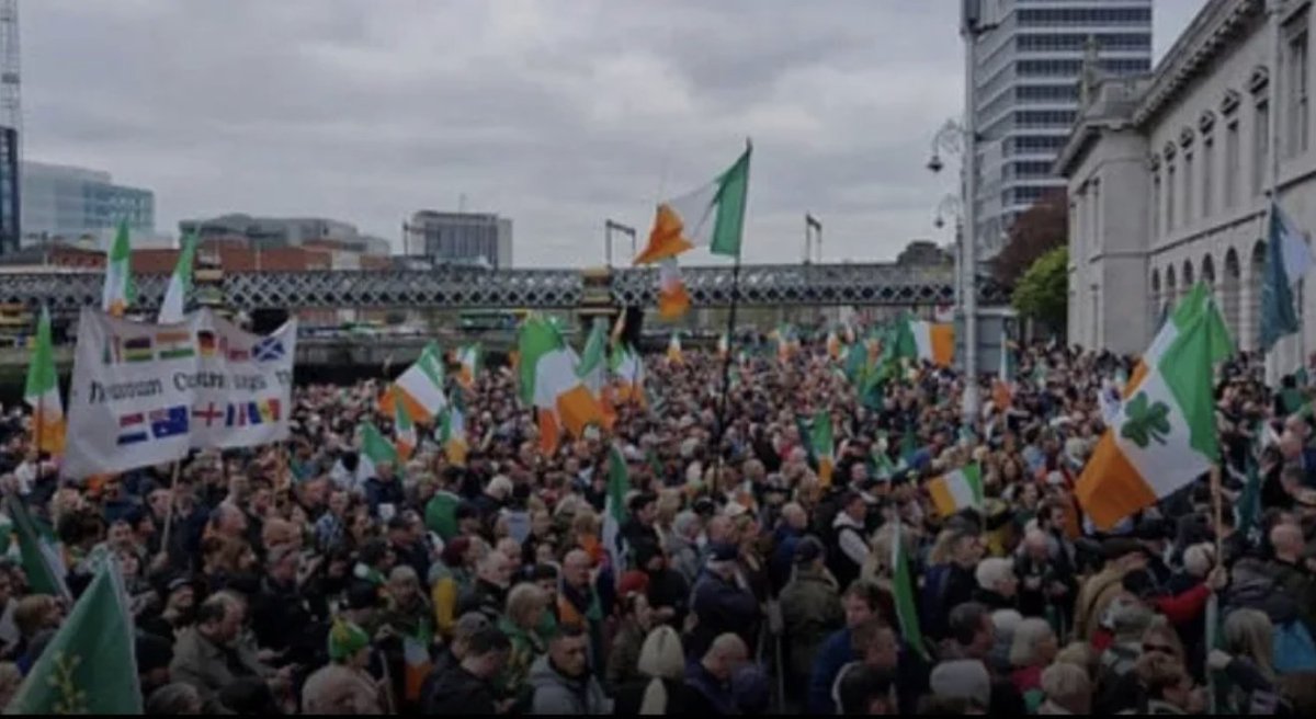 Political Guerillas A chance to change the face of Irish politics forever BY: STEPHEN SUTTON If the past four years can be defined by anything other than the totalitarian overreach on the part of the government, they surely can also be defined by the grassroots, organic