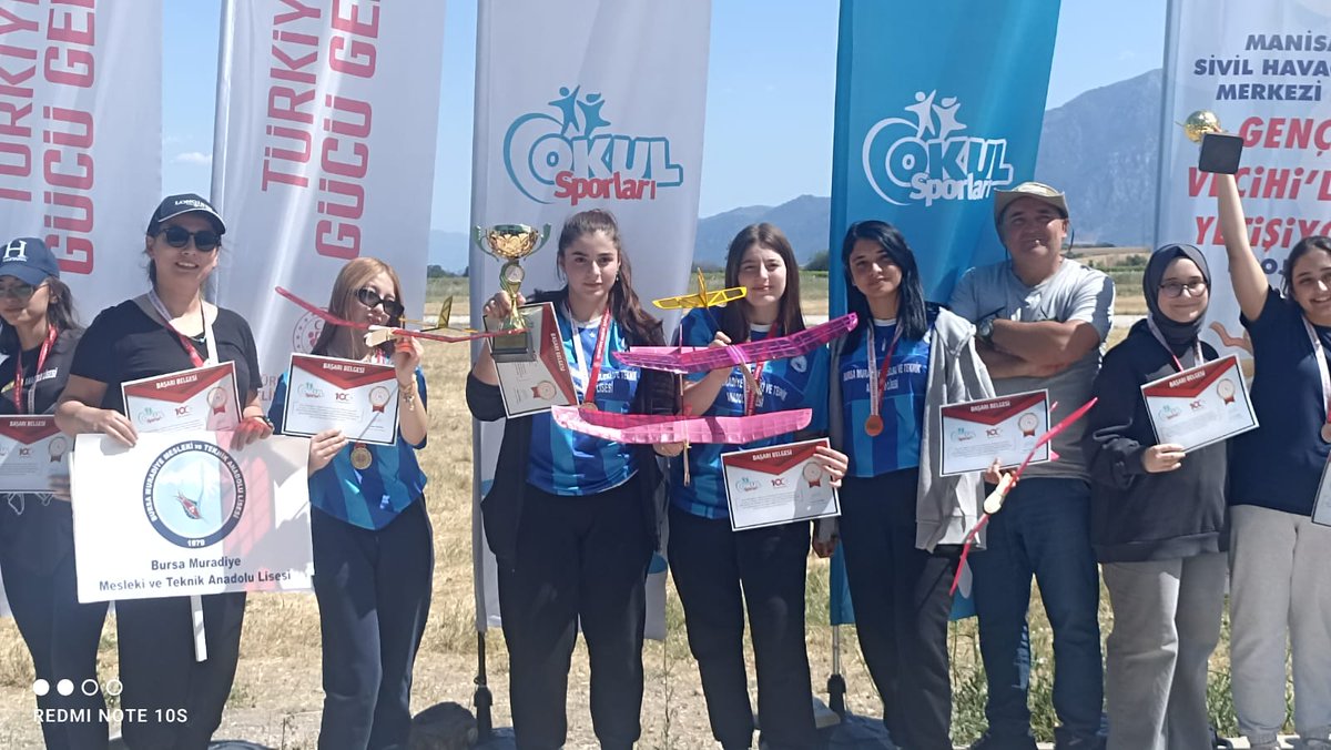 28.05.2024 tarihinde Manisa da yapılan Okul Sporları Hava Modelciligi Türkiye Şampiyonasında Genç Kızlar kategorisinde Okulumuz Muradiye MTAL ögrencilerimizden oluşan takımımız Türkiye şampiyonu olmuştur. Başarılarının devamını diliyoruz...