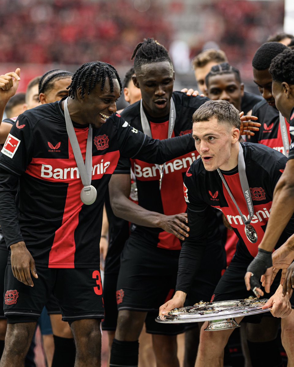 JeremieFrimpong's tweet photo. 2022 ⏩️ 2024 
We came a long way my bro 🤝❤️ https://t.co/yV1hu9A9Cy