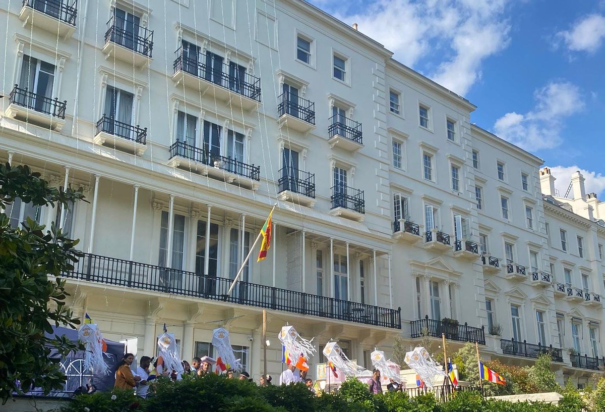 Sri Lanka in London tweet media