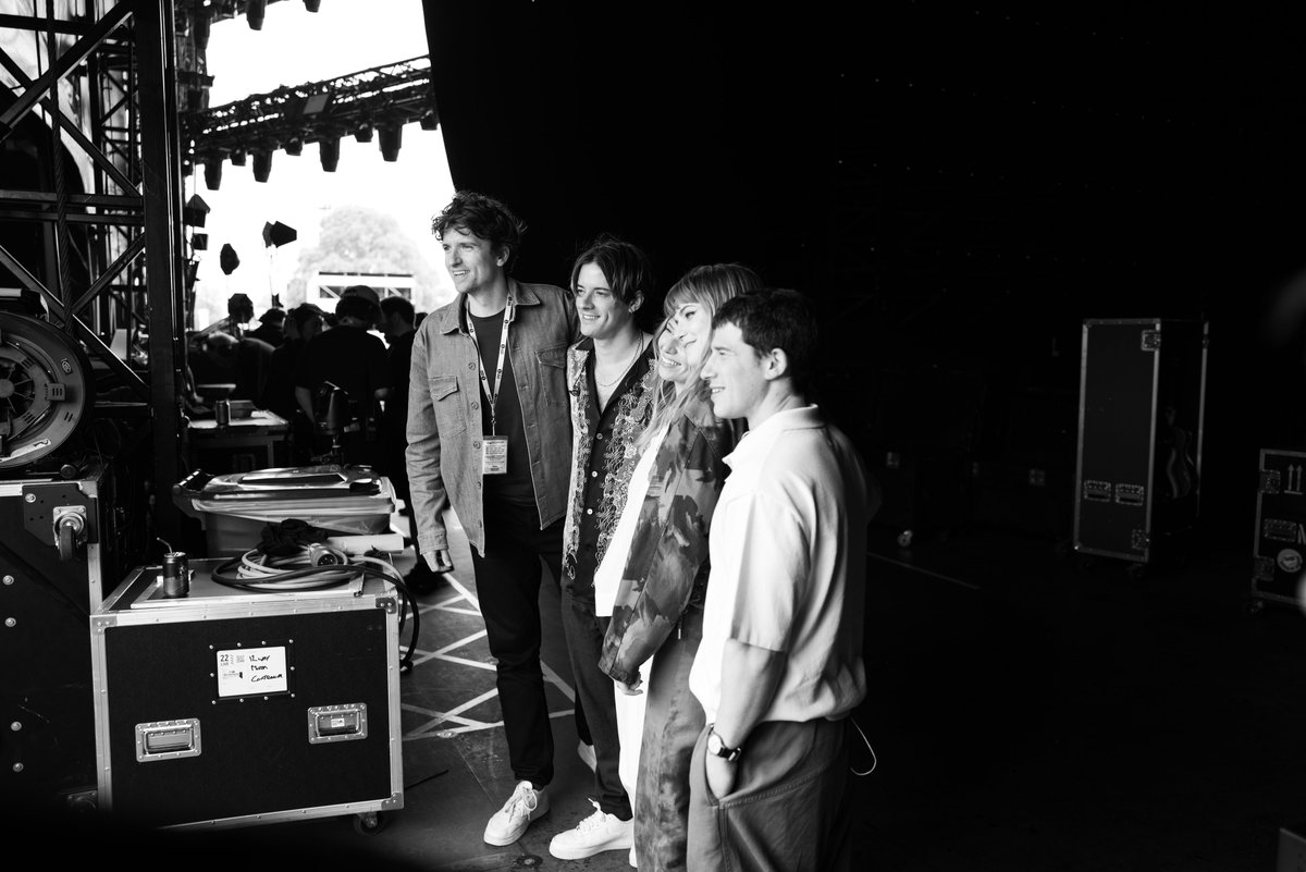 londongrammar's tweet image. We had a great time at @BBCR1's Big Weekend on Sunday. Thank you all for braving the rain to see us, and thanks so much to BBC Radio 1 for your support over the years! 🤍 #BigWeekend

📸: Madison Phipps
@gregjames @sianelerievans