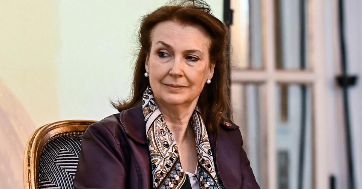 En seis meses, la canciller Diana Mondino gastará 200 millones en choferes realpolitik.com.ar/nota/57132/en-…