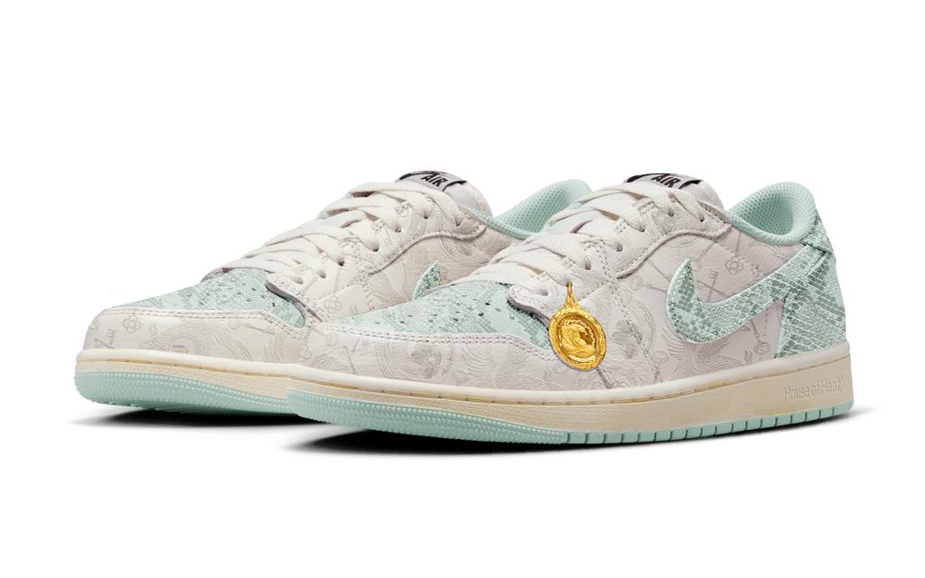 shilla249's tweet photo. إصدار Air Jordan 1 Low OG "عام الأفعى" في عام 2025
ستحتفل شركة Jordan Brand مرة أخرى بالعام القمري الجديد في عام 2025، وهي تستعد لإصدار إصدار خاص من Air Jordan 1 Low OG "Year of the Snake" لهذه المناسبة. https://t.co/3OxAEvKqVS