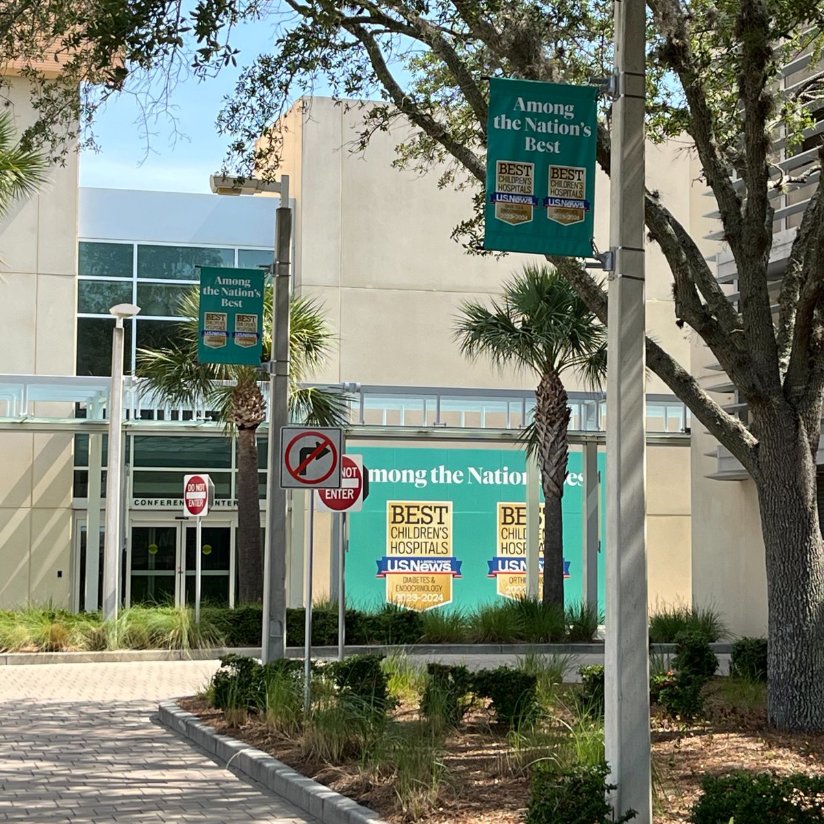 Check out our fresh new ink at Nemours Children's Hospital, Florida!🌞 💚 🤩 #USNWR #florida