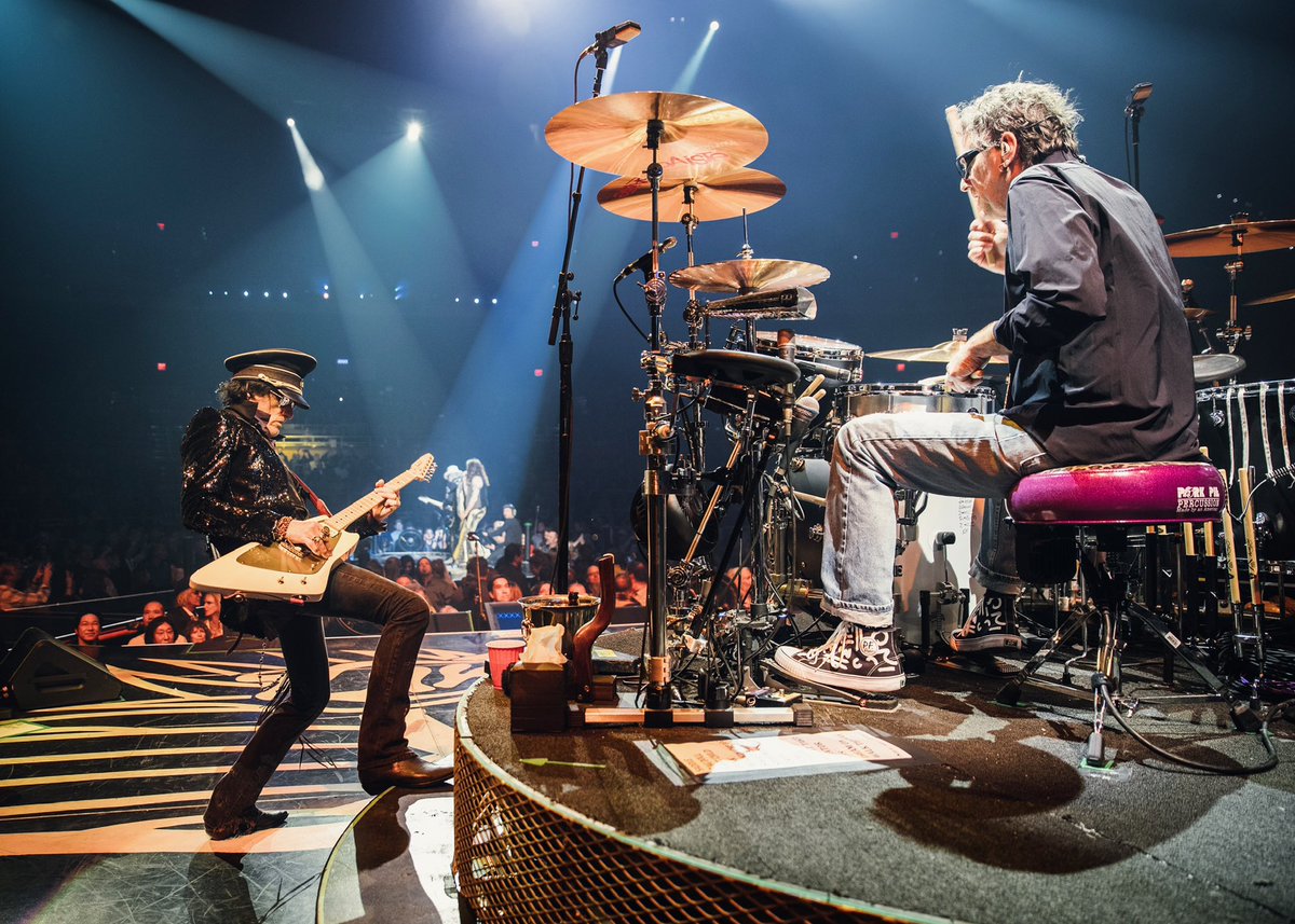 Gallery725's tweet photo. Meet artist and drummer for Aerosmith at Gallery725 
June 14-16 2024!! https://t.co/TLRKE6SZvO
