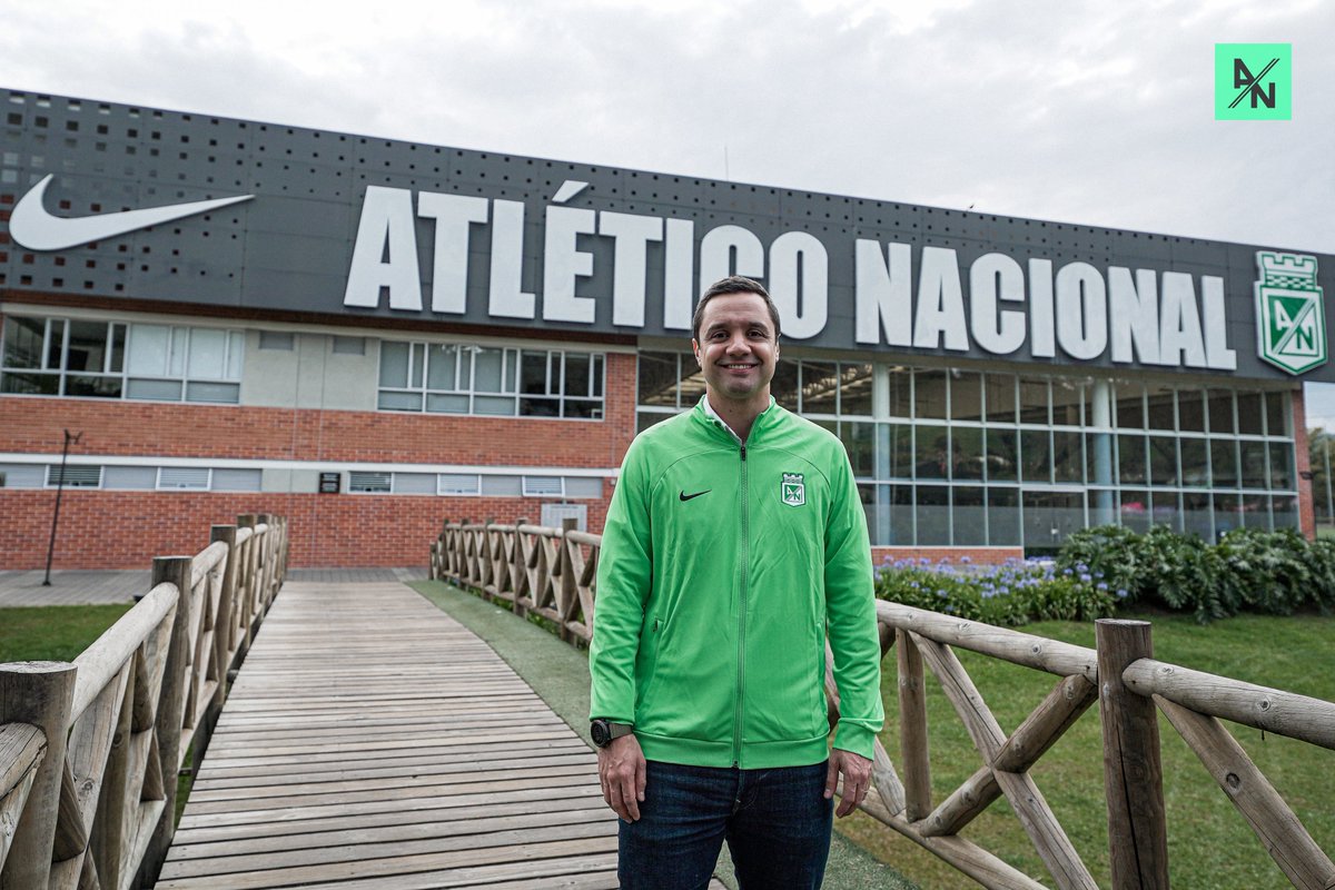 Atlético Nacional contempla una rueda de prensa la próxima semana (posiblemente 4 de junio), explicando todo su nuevo proyecto deportivo, se podría mover por algún compromiso pero la idea es que la gente conozca de primera voz lo que quiere hacer el club.

#VOLVEREMOS 🇳🇬