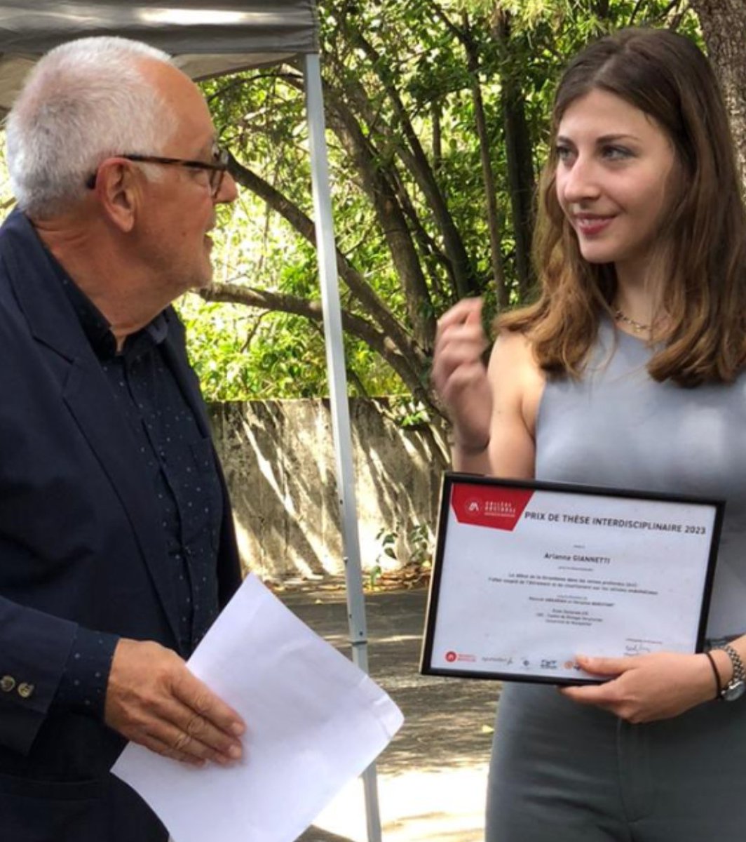 Arig37348324's tweet photo. I'm happy to share a lovely moment!

Our work has been selected for the

"Prix de thèse interdisciplinaire 2023" of the École doctorale de Montpellier!

Merci encore! :))

#collegedoctorale #umontpellier
#prixdetheseinterdisciplinaire23 https://t.co/00smMuSBrm