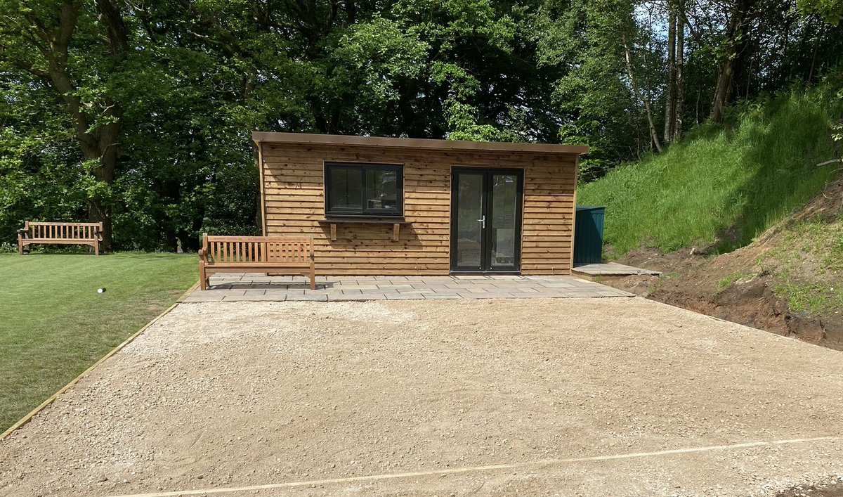 @NCG_com We’re just opening a new halfway hut on our beautiful par 3 12th. Should be fully open in next 2 weeks. Good old Lancashire pies available 😋