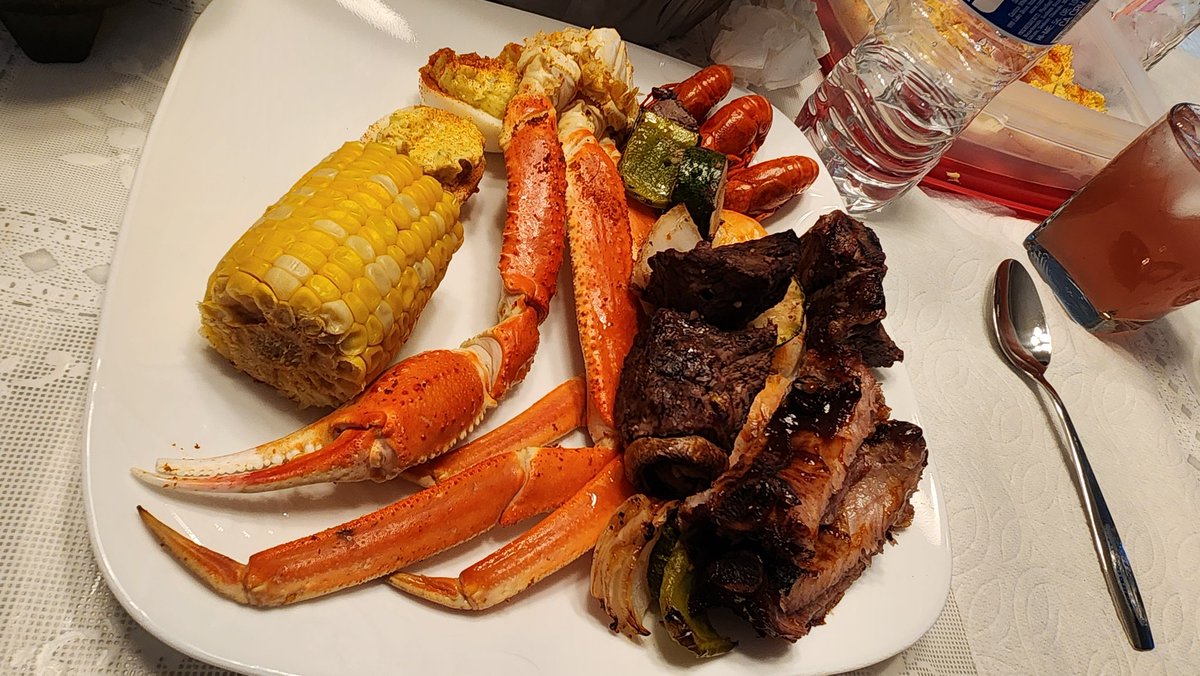 TheBurpingModel's tweet image. Before... and after... ♡
My belly was sooooo plump, and my stomach was making crazy noises. Who wants to see what it looked like after my meal 🤭😝

#mothersdayweekend #foodbaby