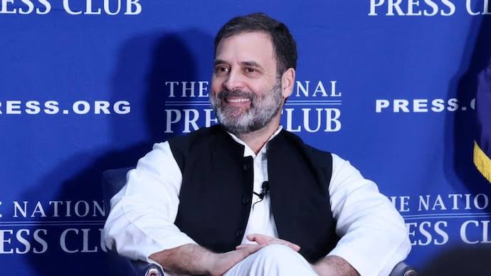 Rahul Gandhi’s top 3 contributions in forming INDIA Govt: - Bharat Jodo Yatra & Nyay Yatra ⚡ - Kicking out fraud Prashant Kishor ⚡ - Coining the term INDIA for the grand alliance ⚡ Agree or not, he single handedly brought the opposition from nowhere into this fierce fight 🔥