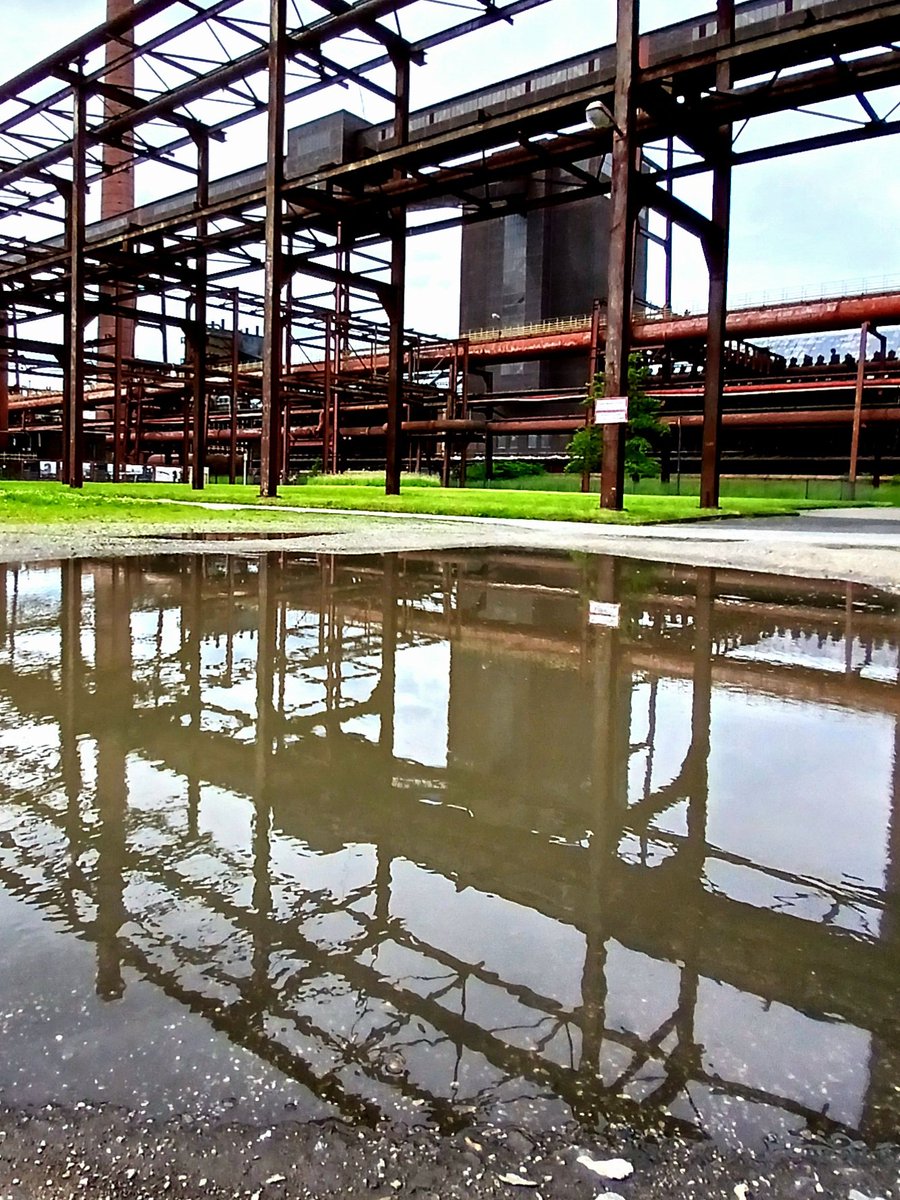 #APuddleADay noch von der Kokerei Zollverein @SingingLehrerin