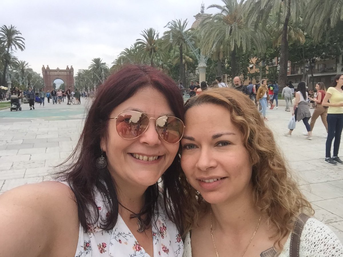 Muchísimas felicidades parce ! 🎁🎂🥂🥳 <a href="/KariDazaG/">Kari</a> Que tengas un cumple tan bonito como tú, que tus deseos se realicen y que te consientan como te mereces. “Te quiero aunque decirlo esté de más “ ❤️ #CumpleEspartano #EspartanasArjonianas #TriviCompany