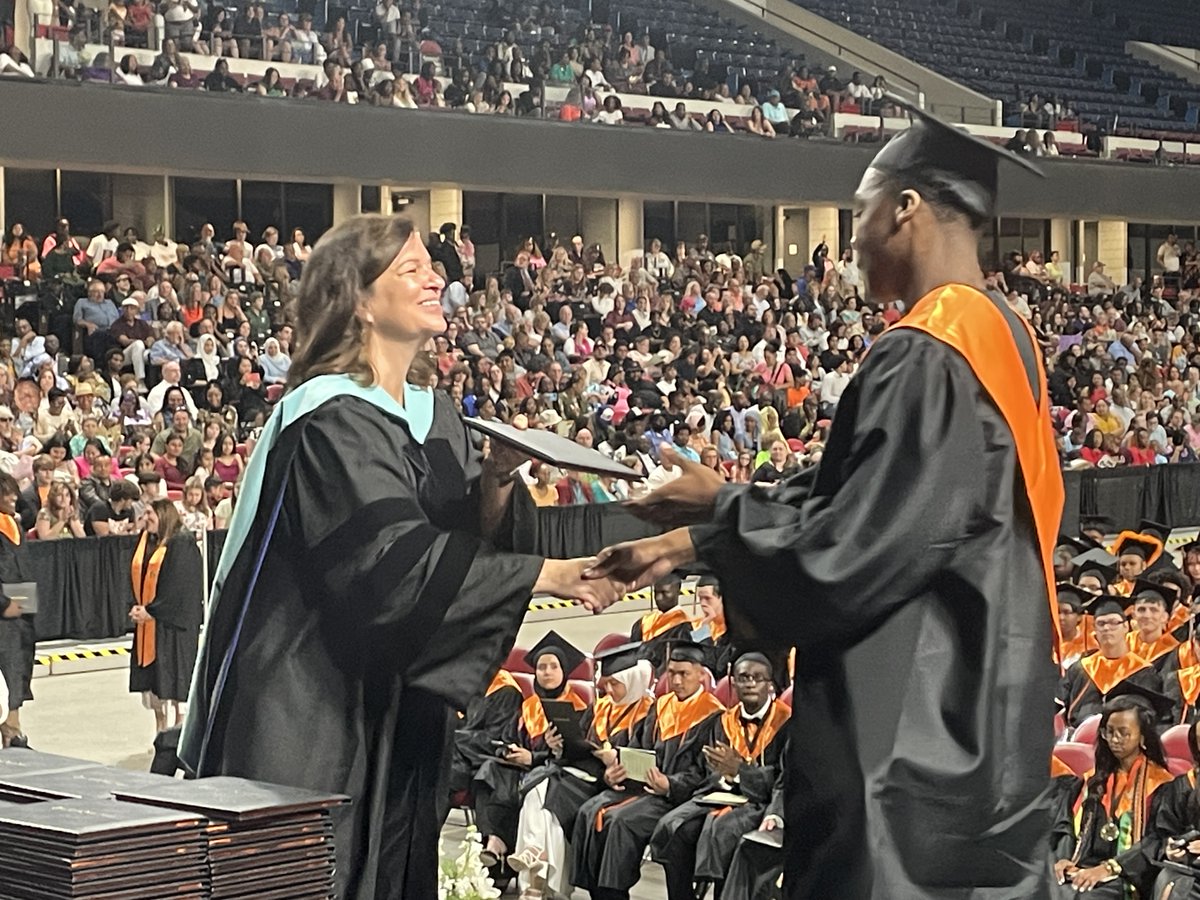 🎓You're well on your way, @FernCreekHigh Tigers. Congratulations to the Class of 2024. #JCPSgrad2024