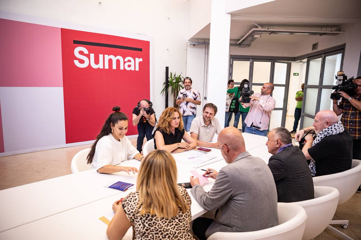 Las candidatas de @sumar a las #EleccionesEuropeas, @estrella_galan @AndereNieva y @fmarcellesi se han reunido hoy con @SG_UGT y @UnaiSordo Debemos ir de la mano para impulsar una transición ecológica justa que cree empleo verde y justo en 🇪🇺 No hay empleo en un planeta muerto