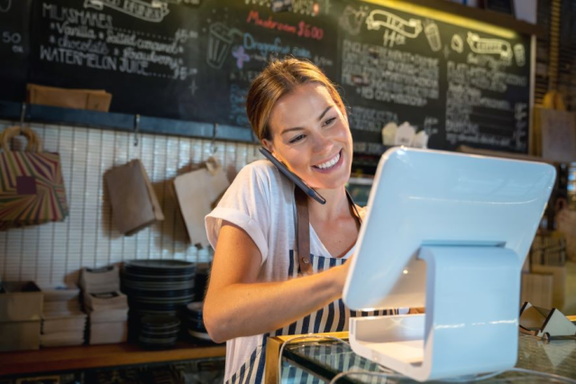 OtiumAgency's tweet photo. It’s beneficial to look at customer service issues as an opportunity not a problem. If you can fix it, you may be able to get a customer for life. Learn more in our new podcast! https://t.co/ZMbVkItCAD https://t.co/gdYZXQPGN8 https://t.co/4HcXDAT4Vh