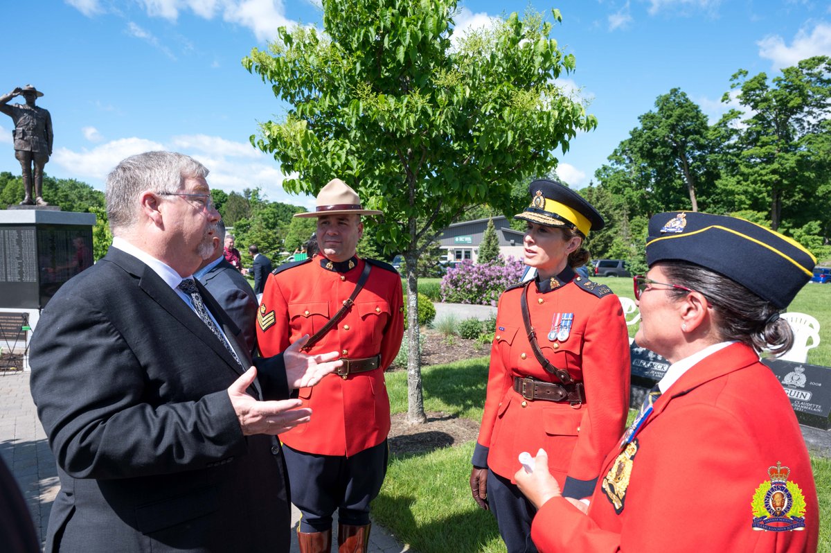 The NPF attended last week’s memorial service at the Fallen Member Cenotaph at the RCMP National Memorial Cemetery at Beechwood. This event is a reminder of the sacrifices made by Members and a testament to the collective commitment to honor their legacy. 
#RCMPNeverForget